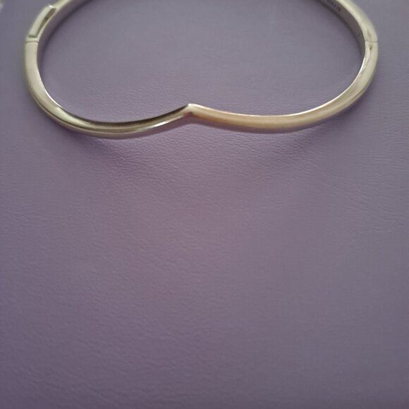 Pandora chevron bangle - Picture 4 of 5